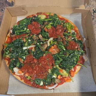 Cauliflower Crust Pizza (Gluten Free)
