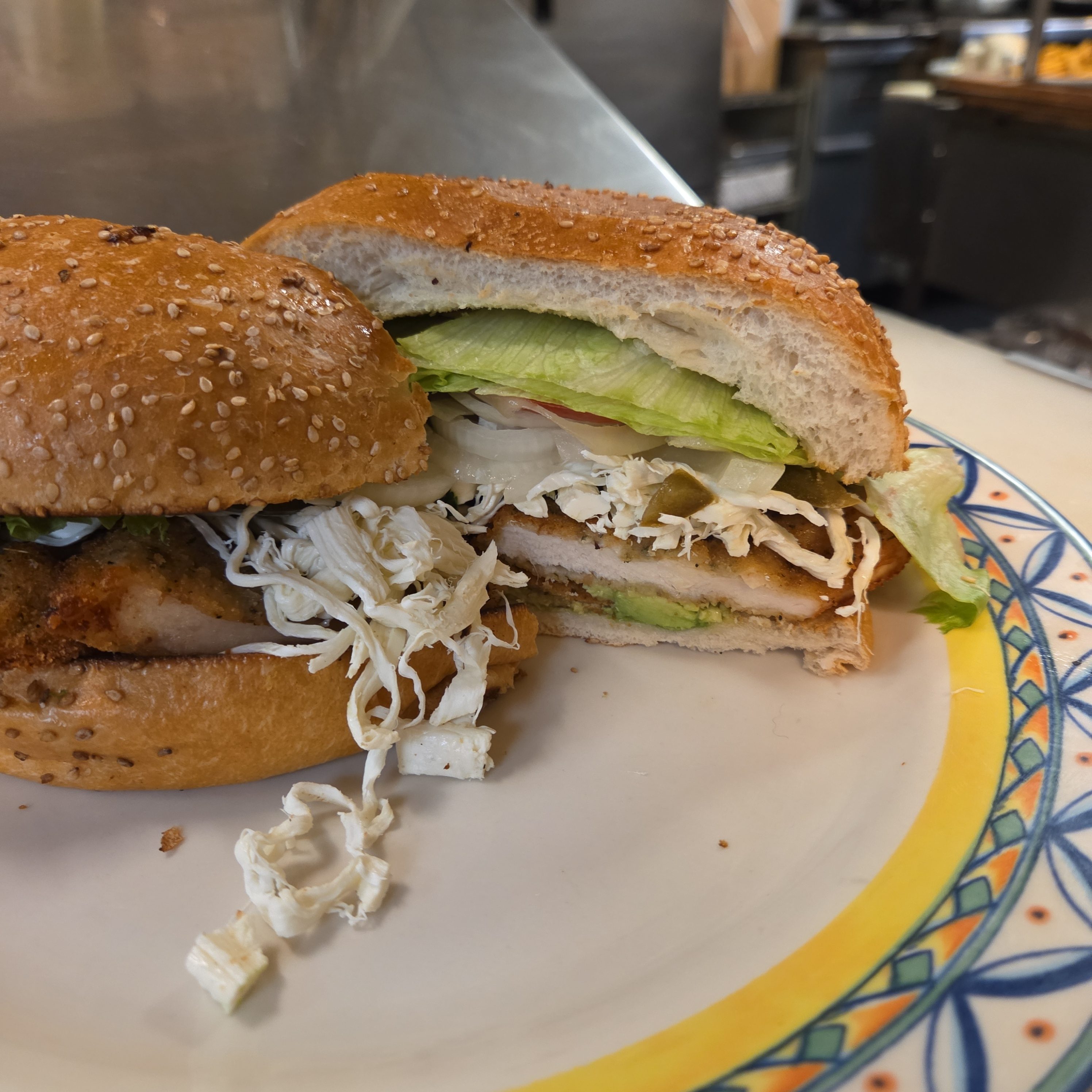 Milanesa De Pollo Cemita.