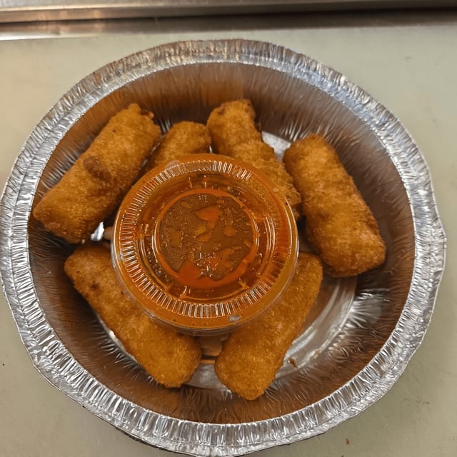 Mozzarella Sticks (6).