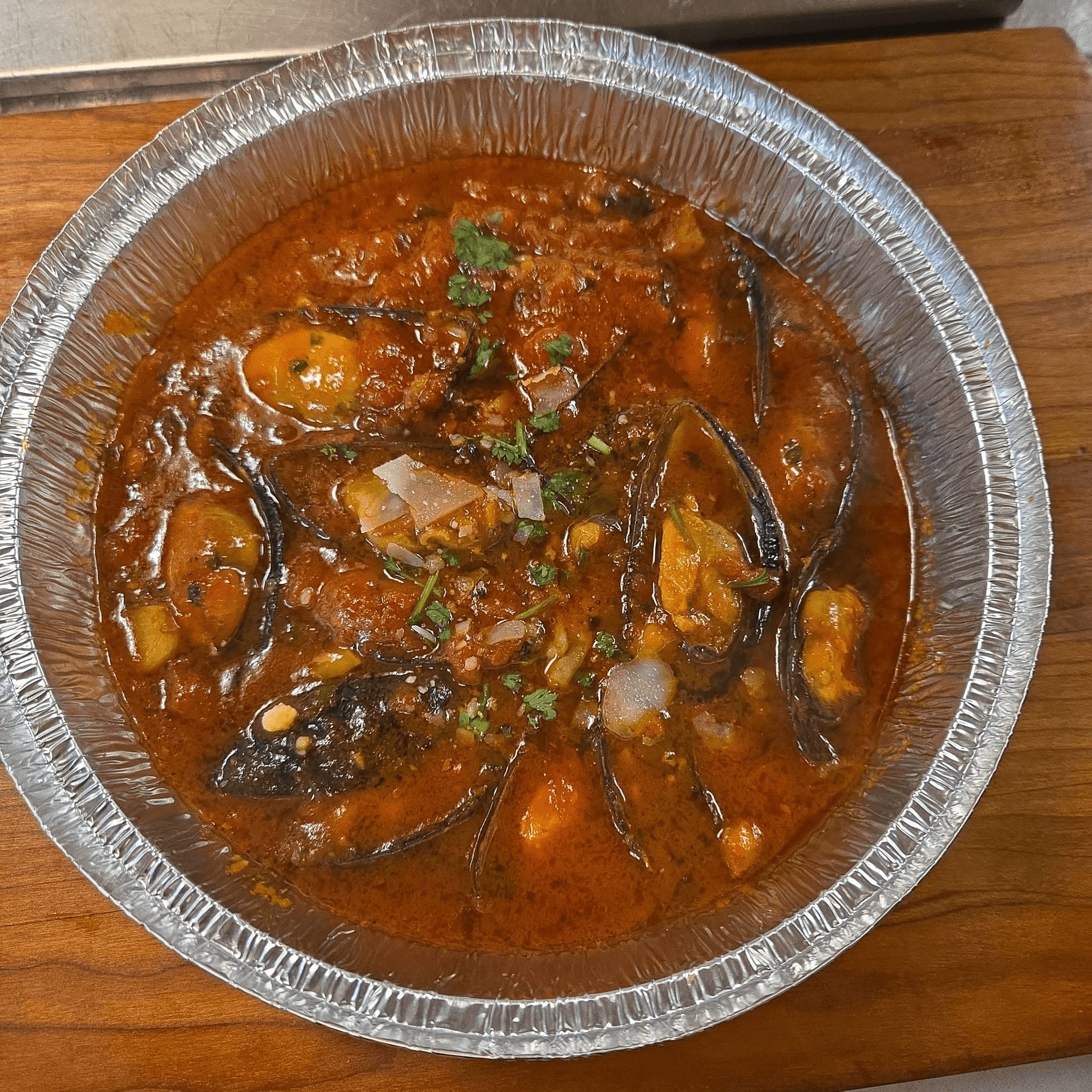 Mussels Marinara.
